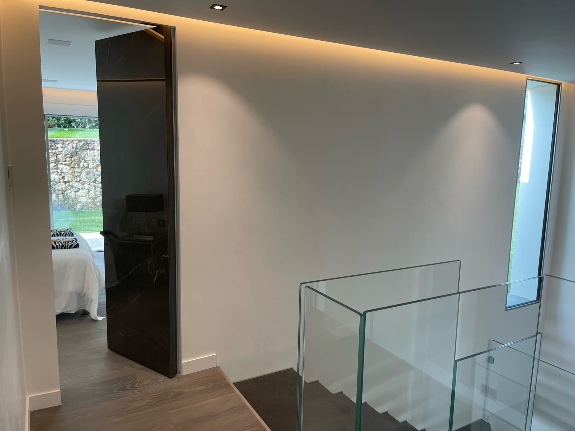 Rénovation d'appartement à Menton par UDK Azur