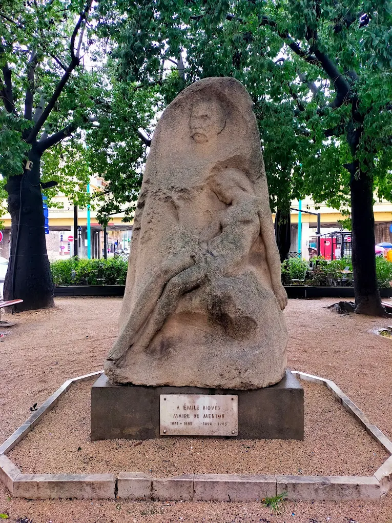 Monument Émile Biovès à Menton